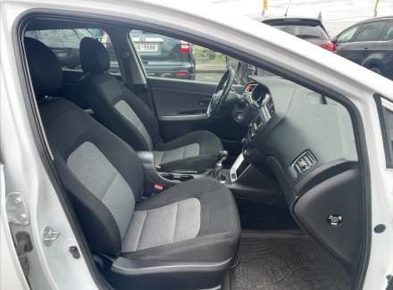Kia - Cee'd