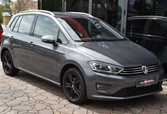 Volkswagen - Golf