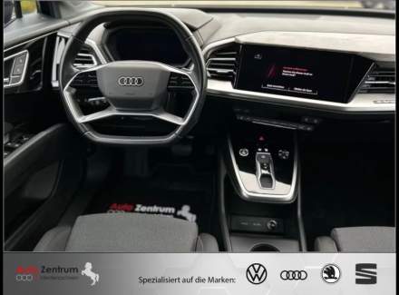 Audi - Q4 e-tron