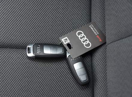 Audi - Q4 e-tron