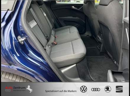 Audi - Q4 e-tron