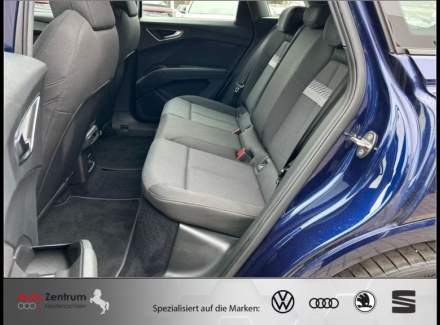 Audi - Q4 e-tron