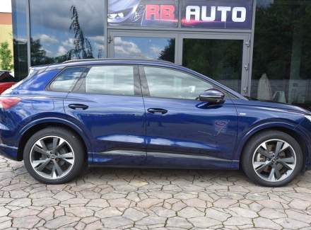 Audi - Q4 e-tron