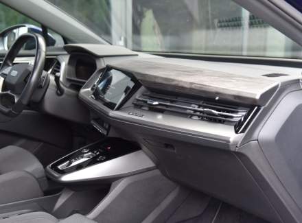 Audi - Q4 e-tron
