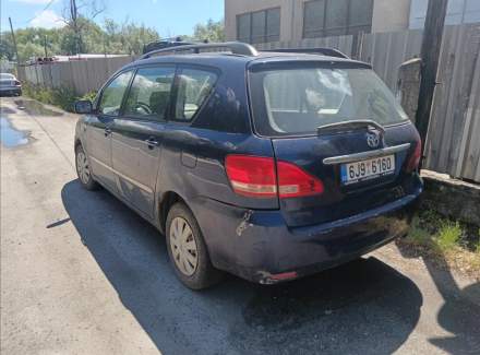 Toyota - Avensis