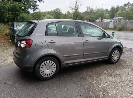 Volkswagen - Golf