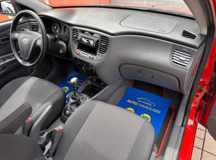 Kia - Rio