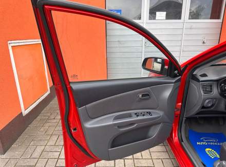 Kia - Rio