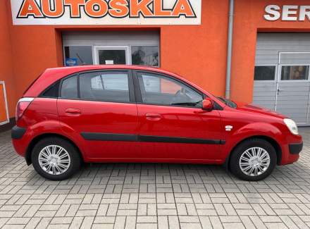 Kia - Rio