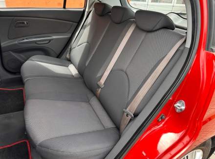 Kia - Rio