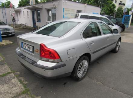 Volvo - S60