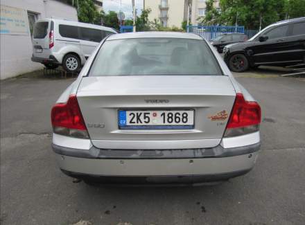 Volvo - S60