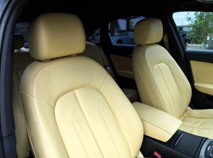 Audi - A6