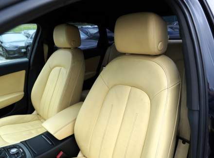 Audi - A6