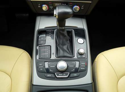 Audi - A6