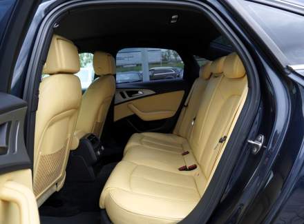 Audi - A6