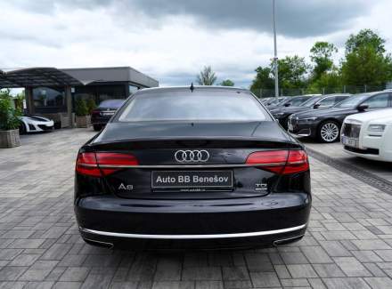 Audi - A8