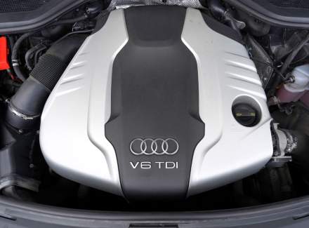 Audi - A8