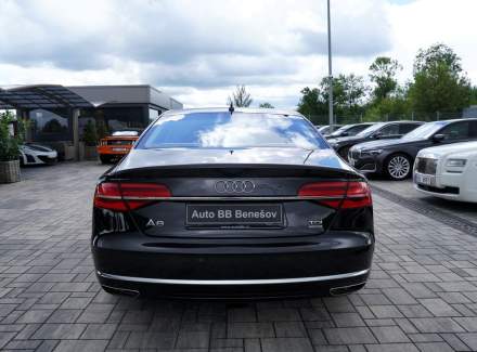 Audi - A8