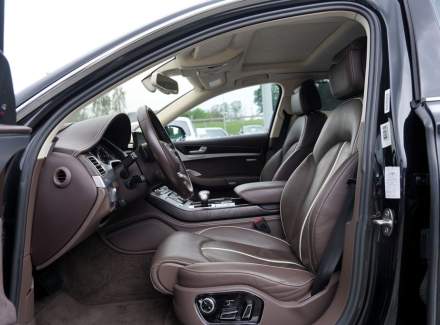 Audi - A8