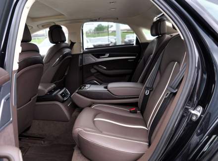 Audi - A8
