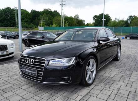 Audi - A8