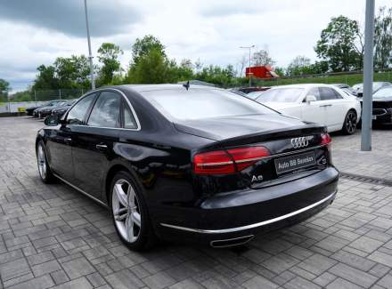 Audi - A8