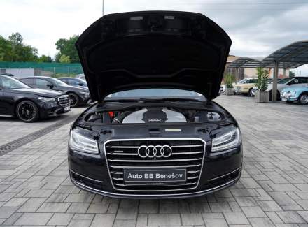 Audi - A8