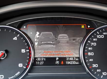 Audi - A8