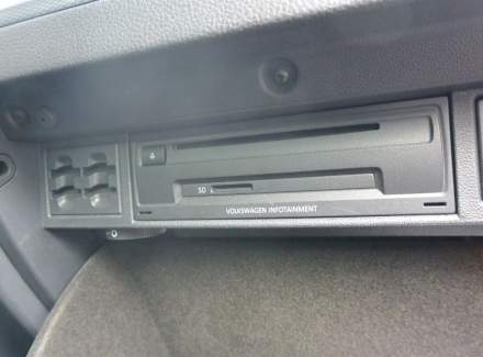 Volkswagen - Golf