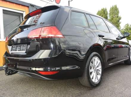 Volkswagen - Golf