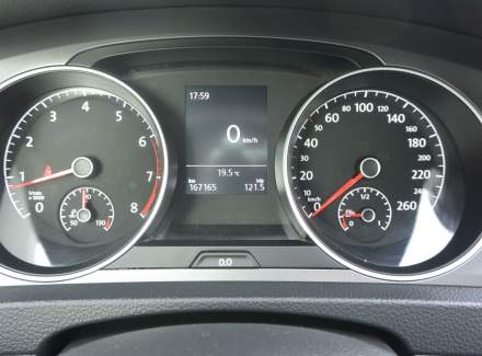 Volkswagen - Golf