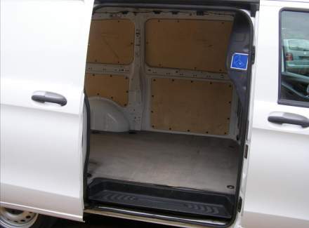 Mercedes-Benz - Vito
