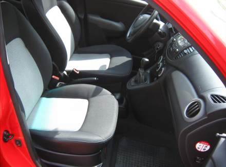 Hyundai - i10