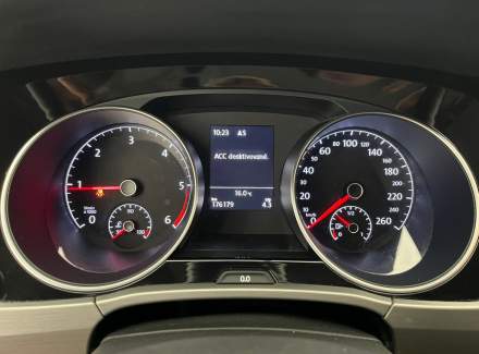 Volkswagen - Touran