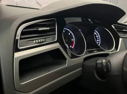 Volkswagen - Touran