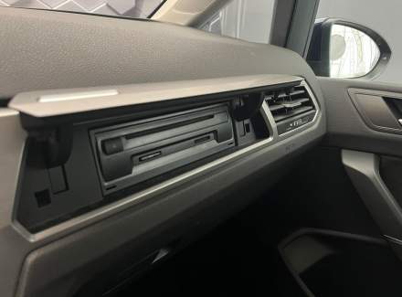 Volkswagen - Touran