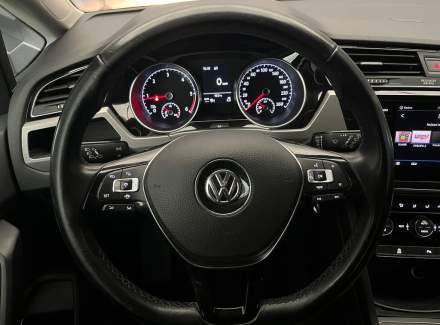 Volkswagen - Touran