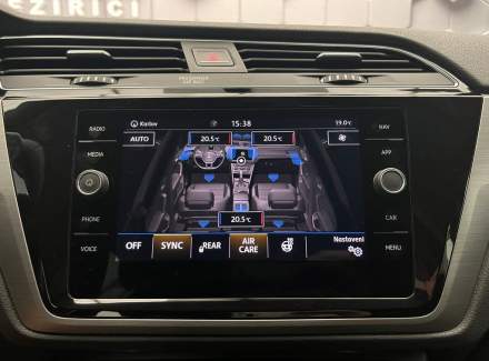 Volkswagen - Touran