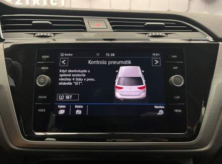 Volkswagen - Touran
