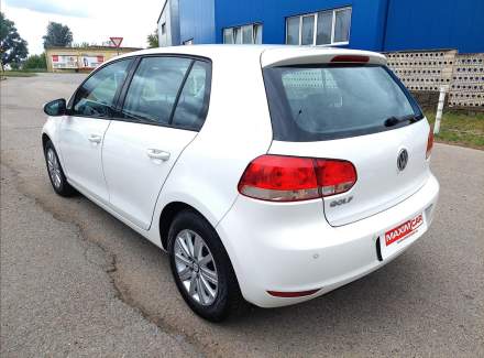 Volkswagen - Golf