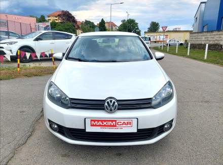 Volkswagen - Golf