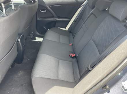 Toyota - Avensis