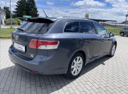 Toyota - Avensis