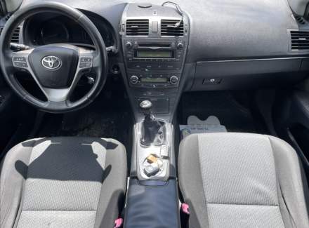 Toyota - Avensis