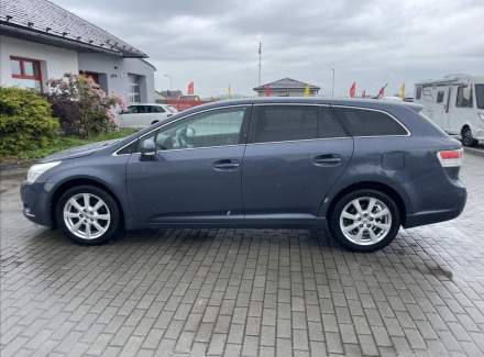 Toyota - Avensis