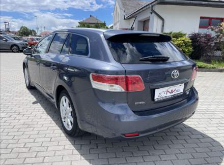 Toyota - Avensis