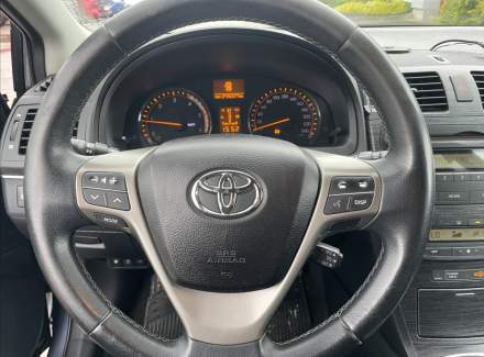 Toyota - Avensis