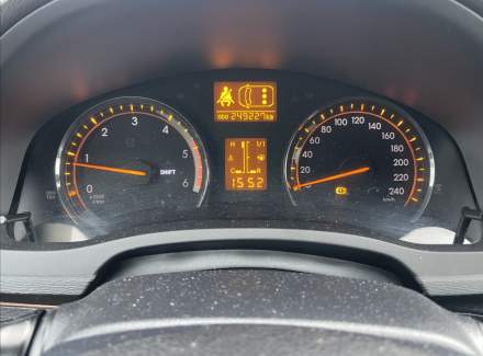Toyota - Avensis