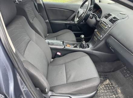 Toyota - Avensis